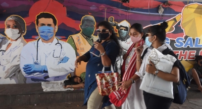 Ahead of Diwali, BMC recommends face-masks, issues Covid-19 warning | Ahead of Diwali, BMC recommends face-masks, issues Covid-19 warning