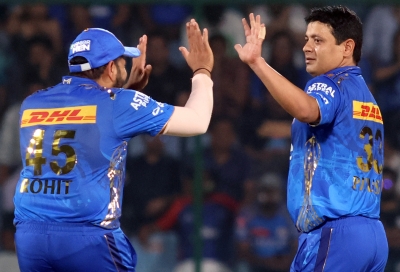 IPL 2023: Chawla, Behrendorff three-fers, Rohit's 65 leads the way for Mumbai's win in last-ball thriller | IPL 2023: Chawla, Behrendorff three-fers, Rohit's 65 leads the way for Mumbai's win in last-ball thriller