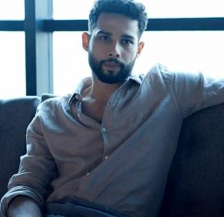 Siddhant Chaturvedi's association with Valentine's Week | Siddhant Chaturvedi's association with Valentine's Week