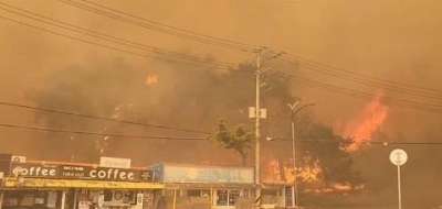 Wildfires destroy 100 homes in S.Korea amid typhoon-class strong winds | Wildfires destroy 100 homes in S.Korea amid typhoon-class strong winds