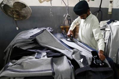 'Budget promotes small scale industries, automobiles, textiles' | 'Budget promotes small scale industries, automobiles, textiles'