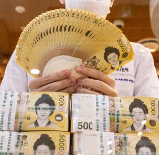 Seoul shares edge up after US-China trade deal; won sharply down | Seoul shares edge up after US-China trade deal; won sharply down Seoul shares edge up after US-China trade deal; won sharply down | Seoul shares edge up after US-China trade deal; won sharply down