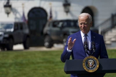 Biden's approval rating dips below 50% for 1st time | Biden's approval rating dips below 50% for 1st time