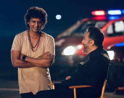 Fans' love for 'Vikram' overwhelms director Lokesh Kanakaraj | Fans' love for 'Vikram' overwhelms director Lokesh Kanakaraj