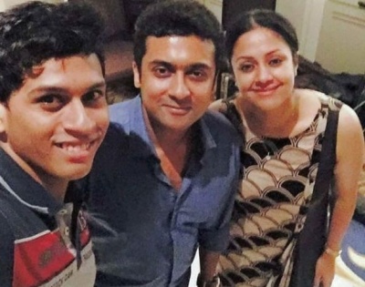 Suriya shares a 'happy selfie' with wife Jyothika | Suriya shares a 'happy selfie' with wife Jyothika