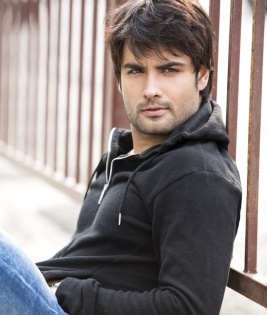 Vivian Dsena: Television and OTT cannot be compared | Vivian Dsena: Television and OTT cannot be compared