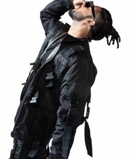 Raftaar, Salim Merchant team up to salute spirit of migrants | Raftaar, Salim Merchant team up to salute spirit of migrants Raftaar, Salim Merchant team up to salute spirit of migrants | Raftaar, Salim Merchant team up to salute spirit of migrants