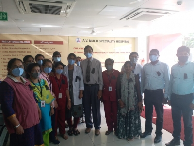K'taka hospitals shut OPDs to protest surgery by Ayush doctors | K'taka hospitals shut OPDs to protest surgery by Ayush doctors K'taka hospitals shut OPDs to protest surgery by Ayush doctors | K'taka hospitals shut OPDs to protest surgery by Ayush doctors