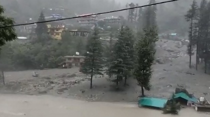 Trains in rain-ravaged Himachal remain off tracks | Trains in rain-ravaged Himachal remain off tracks