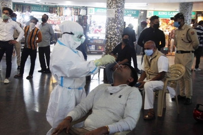 Positivity rate in Delhi plummets to 1%, fatalities below 20 | Positivity rate in Delhi plummets to 1%, fatalities below 20 Positivity rate in Delhi plummets to 1%, fatalities below 20 | Positivity rate in Delhi plummets to 1%, fatalities below 20