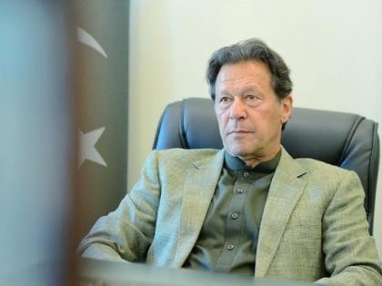 Islamabad HC suspends Imran's sentence in Toshakhana case, orders release | Islamabad HC suspends Imran's sentence in Toshakhana case, orders release Islamabad HC suspends Imran's sentence in Toshakhana case, orders release | Islamabad HC suspends Imran's sentence in Toshakhana case, orders release