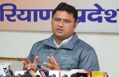 Congress turncoat, AAP leader in Haryana, Tanwar quits party | Congress turncoat, AAP leader in Haryana, Tanwar quits party Congress turncoat, AAP leader in Haryana, Tanwar quits party | Congress turncoat, AAP leader in Haryana, Tanwar quits party