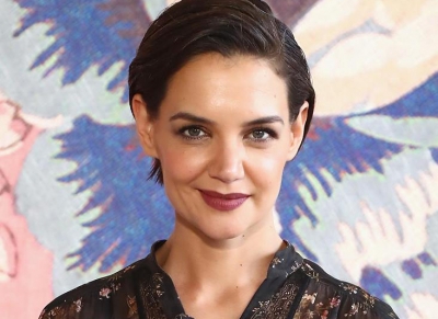 Katie Holmes freaked out by 'Brahms: The Boy II' doll | Katie Holmes freaked out by 'Brahms: The Boy II' doll