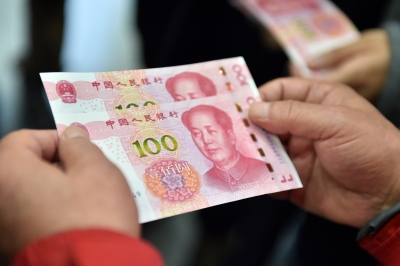 Chinese currency declining rapidly as economy falters | Chinese currency declining rapidly as economy falters