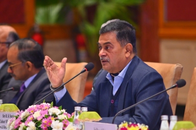 Power Minister R K Singh asks Coal Minister to act against officers who gave wrong info on coal stocks | Power Minister R K Singh asks Coal Minister to act against officers who gave wrong info on coal stocks