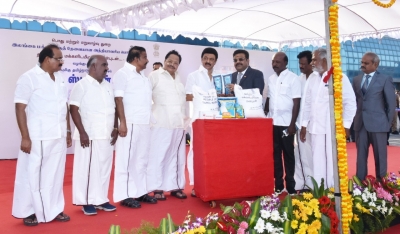 Stalin flags off first consignment of relief materials to Sri Lanka | Stalin flags off first consignment of relief materials to Sri Lanka Stalin flags off first consignment of relief materials to Sri Lanka | Stalin flags off first consignment of relief materials to Sri Lanka