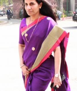 Chanda Kochhar Money Trail-IV: Ubiquitous Mhatre locked in Kochhar family enterprise | Chanda Kochhar Money Trail-IV: Ubiquitous Mhatre locked in Kochhar family enterprise Chanda Kochhar Money Trail-IV: Ubiquitous Mhatre locked in Kochhar family enterprise | Chanda Kochhar Money Trail-IV: Ubiquitous Mhatre locked in Kochhar family enterprise