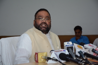 SP leader Swami Prasad Maurya to file defamation case against Noida Police chief | SP leader Swami Prasad Maurya to file defamation case against Noida Police chief