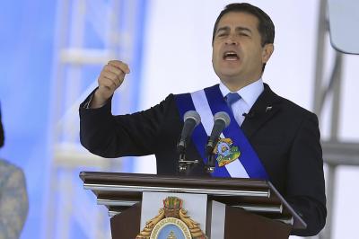Ex-Honduran President extradited to US on drug charges | Ex-Honduran President extradited to US on drug charges
