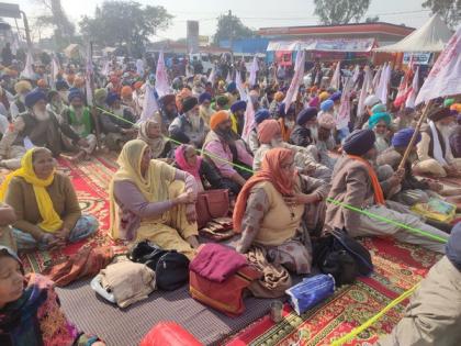 Urdu Bulletin: Farmers' relay hunger strike, PM Modi's Rakab Ganj visit dominate | Urdu Bulletin: Farmers' relay hunger strike, PM Modi's Rakab Ganj visit dominate Urdu Bulletin: Farmers' relay hunger strike, PM Modi's Rakab Ganj visit dominate | Urdu Bulletin: Farmers' relay hunger strike, PM Modi's Rakab Ganj visit dominate