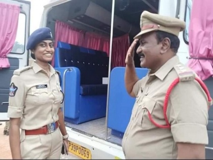 Photo of father on duty saluting DSP daughter in Andhra's Tirupati goes viral | Photo of father on duty saluting DSP daughter in Andhra's Tirupati goes viral