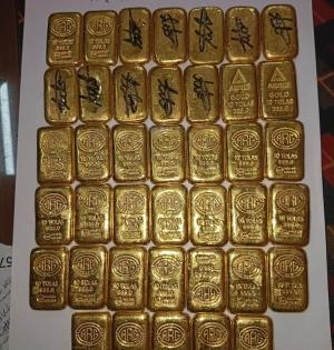 Gold smuggling in truck meant for fish supply, 2 held | Gold smuggling in truck meant for fish supply, 2 held