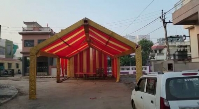 Gujarat: 4 killed, 2 electrocuted in separate incidents | Gujarat: 4 killed, 2 electrocuted in separate incidents Gujarat: 4 killed, 2 electrocuted in separate incidents | Gujarat: 4 killed, 2 electrocuted in separate incidents