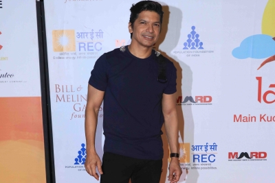 Shaan teams up with 'Malhari' lyricist Prashant Ingole for 'Baatein' | Shaan teams up with 'Malhari' lyricist Prashant Ingole for 'Baatein' Shaan teams up with 'Malhari' lyricist Prashant Ingole for 'Baatein' | Shaan teams up with 'Malhari' lyricist Prashant Ingole for 'Baatein'