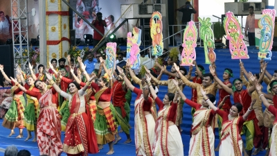 Huge expenditure for rallies to celebrate UNESCO tag for Durga Puja questioned | Huge expenditure for rallies to celebrate UNESCO tag for Durga Puja questioned