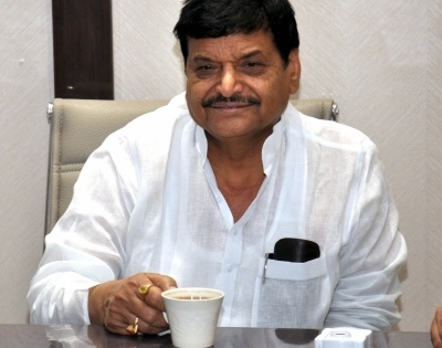 SP to withdraw disqualification plea against Shivpal | SP to withdraw disqualification plea against Shivpal