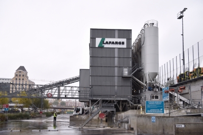 French cement maker Lafarge pleads guilty to aiding terrorists | French cement maker Lafarge pleads guilty to aiding terrorists