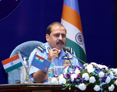 IAF Chief reviews Eastern Air Command amid threats from China | IAF Chief reviews Eastern Air Command amid threats from China