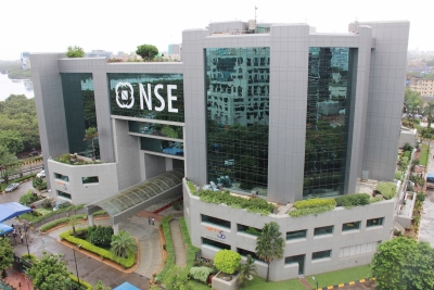 Senior business journalist's name surfaces in NSE co-location scam | Senior business journalist's name surfaces in NSE co-location scam