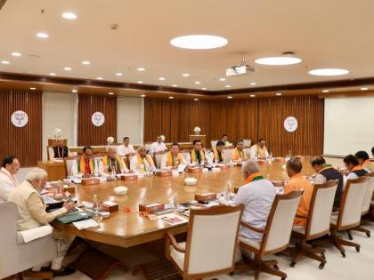 PM Modi meets CMs of BJP-ruled states; 2024 LS polls discussed | PM Modi meets CMs of BJP-ruled states; 2024 LS polls discussed PM Modi meets CMs of BJP-ruled states; 2024 LS polls discussed | PM Modi meets CMs of BJP-ruled states; 2024 LS polls discussed