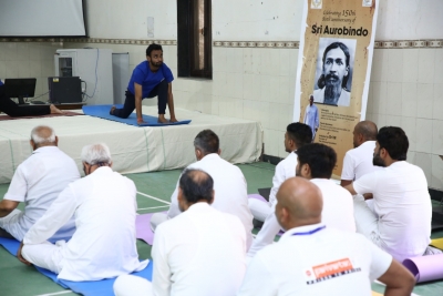 Tihar inmates to learn Yoga, meditation techniques | Tihar inmates to learn Yoga, meditation techniques