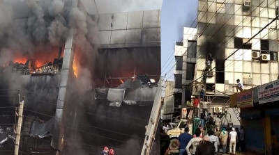 Mundka blaze: People jumped off building to save themselves | Mundka blaze: People jumped off building to save themselves
