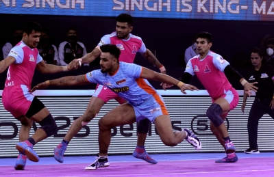 PKL 8: Bengal Warriors prevail over Pink Panthers | PKL 8: Bengal Warriors prevail over Pink Panthers