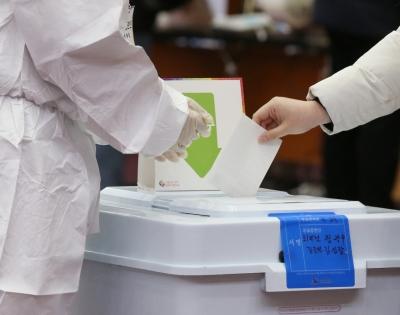 S.Korean Covid patients will be allowed to put votes directly into ballot boxes | S.Korean Covid patients will be allowed to put votes directly into ballot boxes