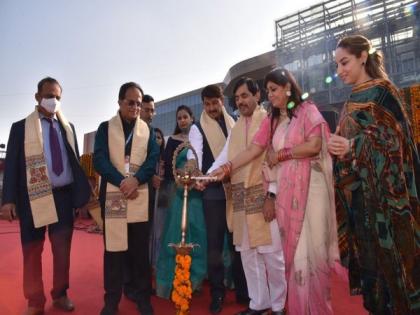 Shahnawaz Hussain inaugurates 'Bihar Pavilion' at Trade Fair, says state achieving new heights under Nitish Kumar's leadership | Shahnawaz Hussain inaugurates 'Bihar Pavilion' at Trade Fair, says state achieving new heights under Nitish Kumar's leadership Shahnawaz Hussain inaugurates 'Bihar Pavilion' at Trade Fair, says state achieving new heights under Nitish Kumar's leadership | Shahnawaz Hussain inaugurates 'Bihar Pavilion' at Trade Fair, says state achieving new heights under Nitish Kumar's leadership