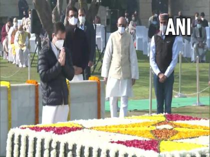 Rahul Gandhi pays floral tributes to Mahatma Gandhi at Raj Ghat on his 74th death anniversary | Rahul Gandhi pays floral tributes to Mahatma Gandhi at Raj Ghat on his 74th death anniversary Rahul Gandhi pays floral tributes to Mahatma Gandhi at Raj Ghat on his 74th death anniversary | Rahul Gandhi pays floral tributes to Mahatma Gandhi at Raj Ghat on his 74th death anniversary