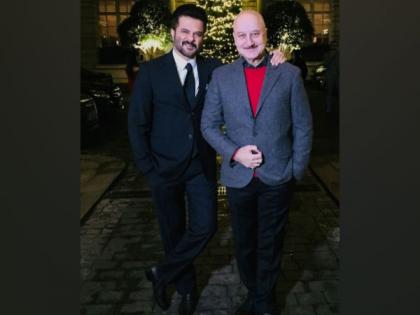 Anupam Kher extends birthday wishes to 'dost' Anil Kapoor | Anupam Kher extends birthday wishes to 'dost' Anil Kapoor