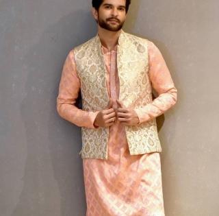 'Bigg Boss 15': Raqesh Bapat pens an emotional note for fans after his exit | 'Bigg Boss 15': Raqesh Bapat pens an emotional note for fans after his exit 'Bigg Boss 15': Raqesh Bapat pens an emotional note for fans after his exit | 'Bigg Boss 15': Raqesh Bapat pens an emotional note for fans after his exit