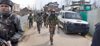 Pakistan rattled at Indian security forces in Shopian | Pakistan rattled at Indian security forces in Shopian