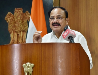 Naidu greets nation on Deepawali, urges to follow Covid protocols | Naidu greets nation on Deepawali, urges to follow Covid protocols Naidu greets nation on Deepawali, urges to follow Covid protocols | Naidu greets nation on Deepawali, urges to follow Covid protocols