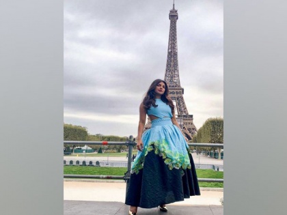Priyanka Chopra shares a glimpse of her 'evening in Paris' | Priyanka Chopra shares a glimpse of her 'evening in Paris'