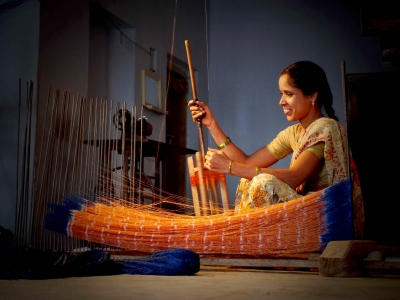 Online handloom exhibition aims at supporting artisans | Online handloom exhibition aims at supporting artisans