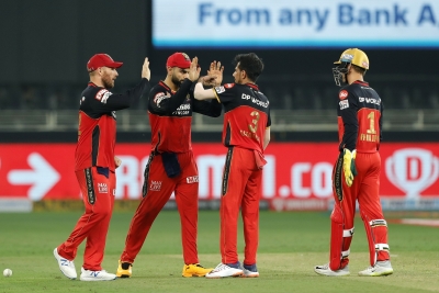 RCB win toss, choose to bowl first against KXIP | RCB win toss, choose to bowl first against KXIP
