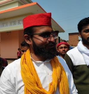 SC seeks UP govt's response on Abbas Ansari's bail plea in arms licence case | SC seeks UP govt's response on Abbas Ansari's bail plea in arms licence case SC seeks UP govt's response on Abbas Ansari's bail plea in arms licence case | SC seeks UP govt's response on Abbas Ansari's bail plea in arms licence case