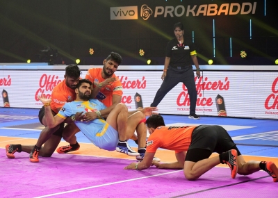 PKL 8: U Mumba, UP Yoddha share spoils in closely-fought tie | PKL 8: U Mumba, UP Yoddha share spoils in closely-fought tie