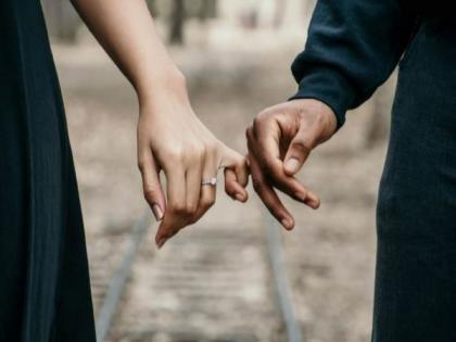 'Gehraiyaan' stokes conversation on relationships, psychotherapist says glamourising infidelity could lead to 'confusion among people' | 'Gehraiyaan' stokes conversation on relationships, psychotherapist says glamourising infidelity could lead to 'confusion among people' 'Gehraiyaan' stokes conversation on relationships, psychotherapist says glamourising infidelity could lead to 'confusion among people' | 'Gehraiyaan' stokes conversation on relationships, psychotherapist says glamourising infidelity could lead to 'confusion among people'